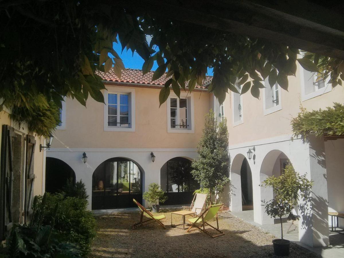 De L'Autre Cote Bed & Breakfast Garlin Exterior foto