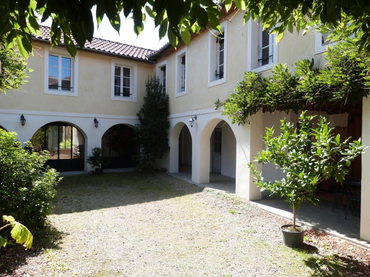 De L'Autre Cote Bed & Breakfast Garlin Exterior foto