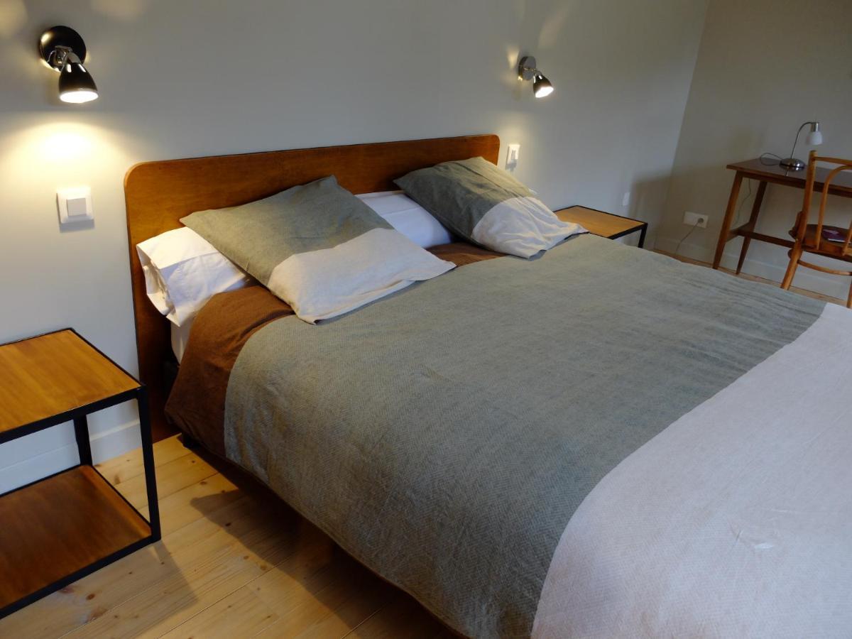 De L'Autre Cote Bed & Breakfast Garlin Exterior foto