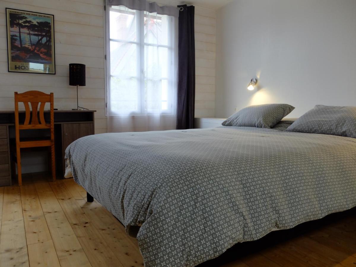 De L'Autre Cote Bed & Breakfast Garlin Exterior foto