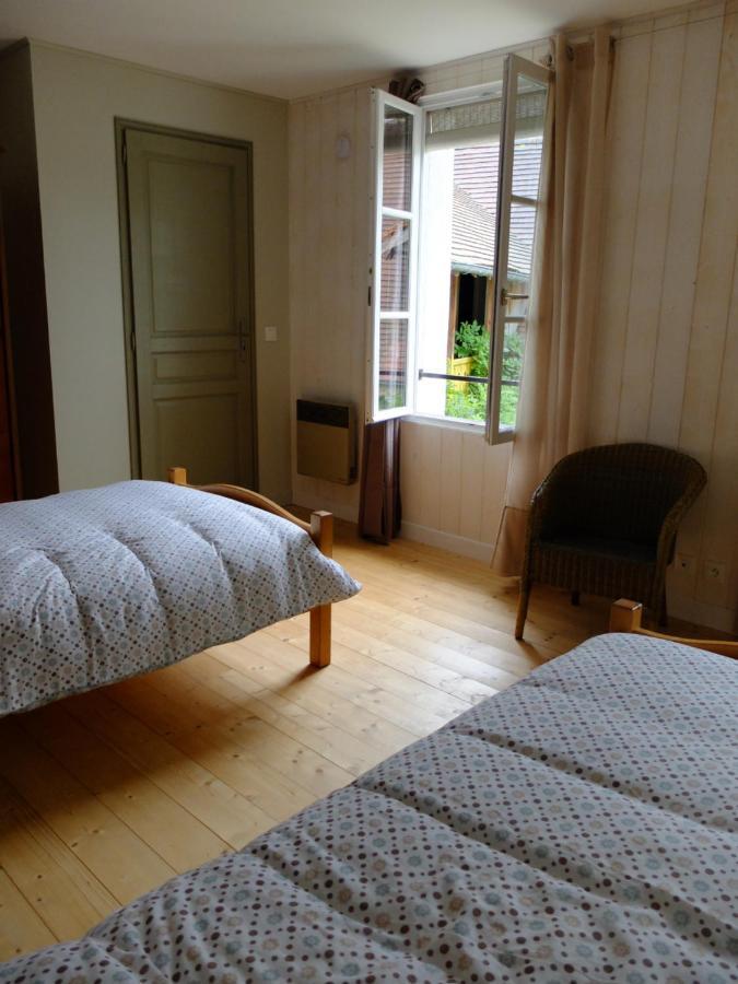 De L'Autre Cote Bed & Breakfast Garlin Exterior foto
